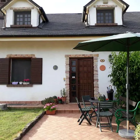 Casa *